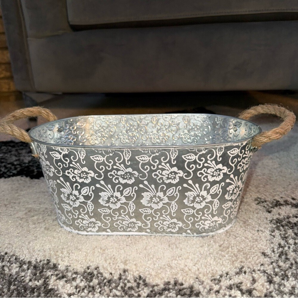 Basket metal flowers white rope handles Decorative Gray Floral Metal Basket